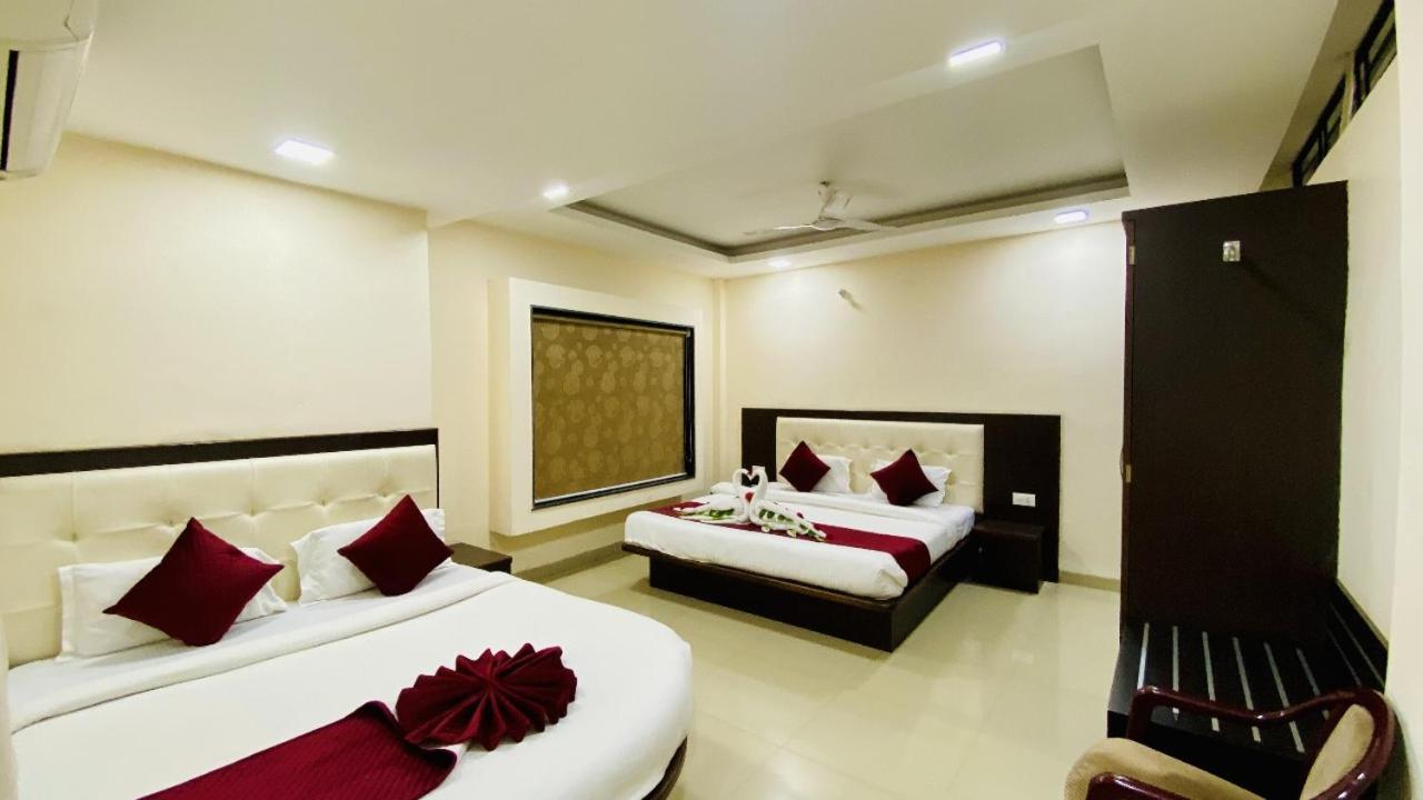 The Richi Rich Hotel And Resort อินดอร์ ภายนอก รูปภาพ