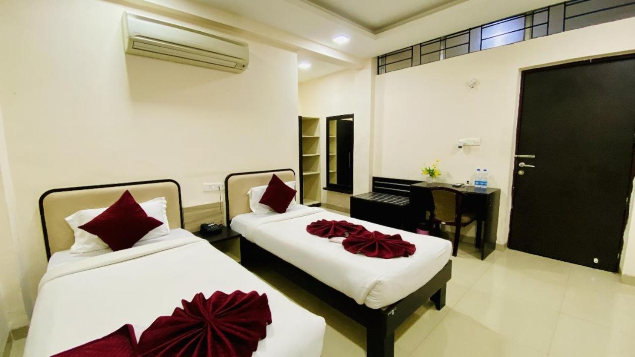 The Richi Rich Hotel And Resort อินดอร์ ภายนอก รูปภาพ